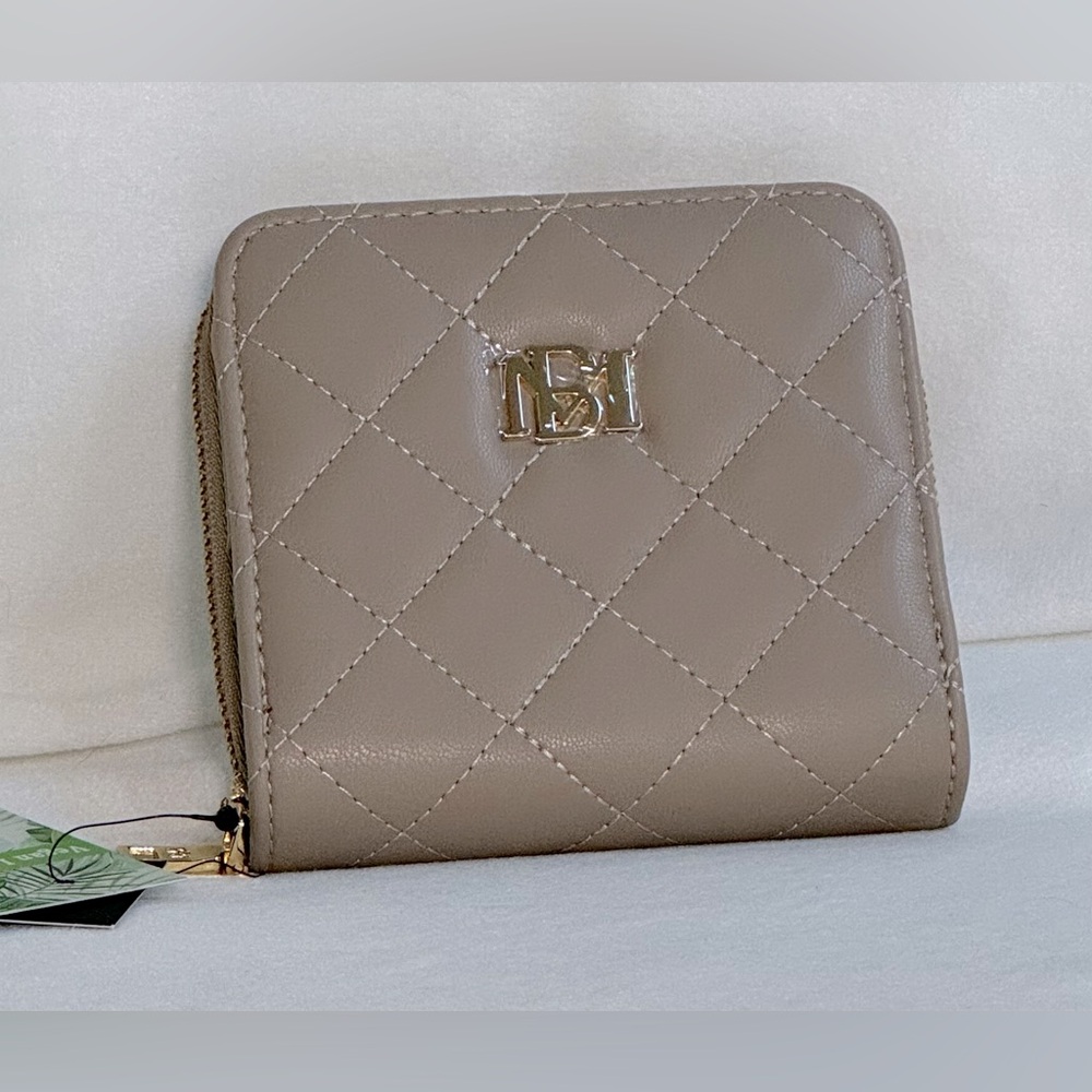 Badgley Mischka Small Wallet